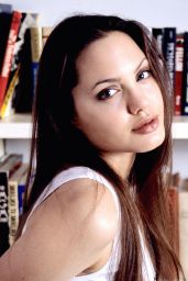 Angelina Jolie