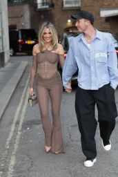 Ashley Roberts’