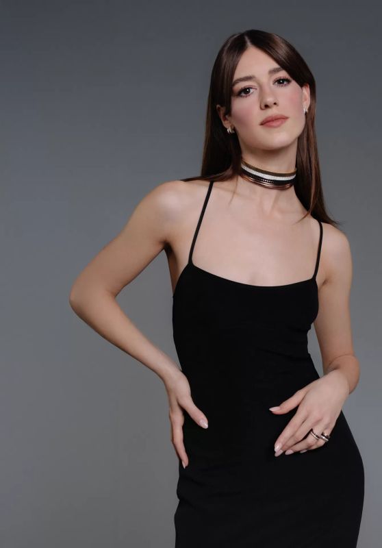 Daisy Edgar-Jones: Embracing Effortless Elegance in Little Black Dress