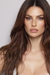 Dayane Mello