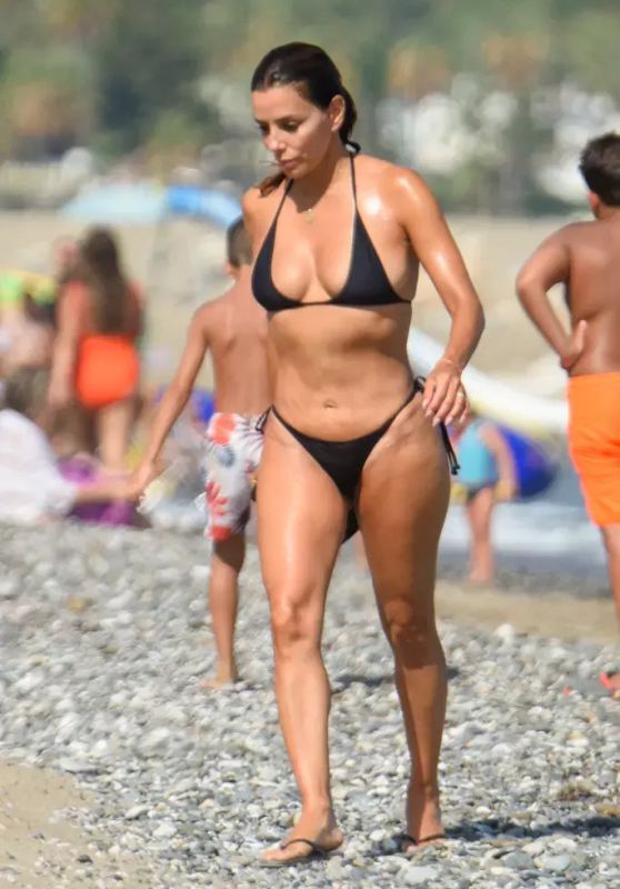 Eva Longoria Radiates Effortless Elegance in Marbella