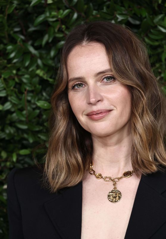 Felicity Jones Radiates Elegance at Academy Women