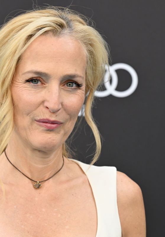 Gillian Anderson: Ageless Elegance Shines at Munich Film Festival