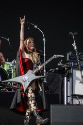 Halestorm Performs
