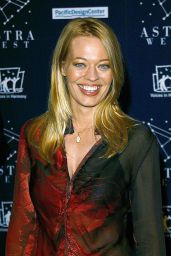 Jeri Ryan