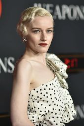 Julia Garner