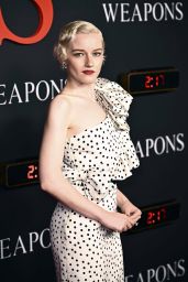 Julia Garner