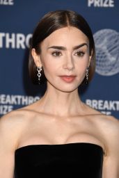 Lily Collins