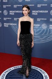 Lily Collins