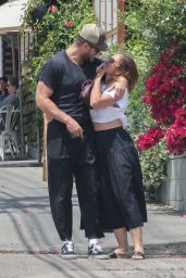 Minka Kelly,