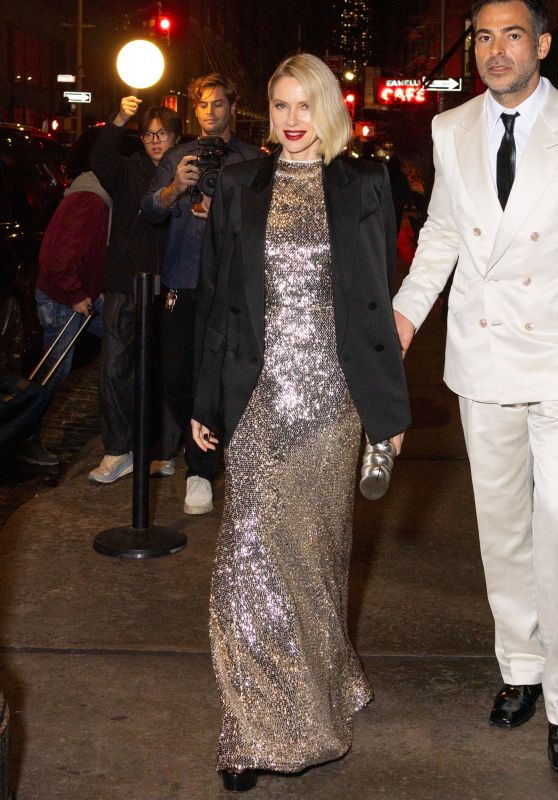 Naomi Watts Shines Like a Disco Ball at CFDA Awards!