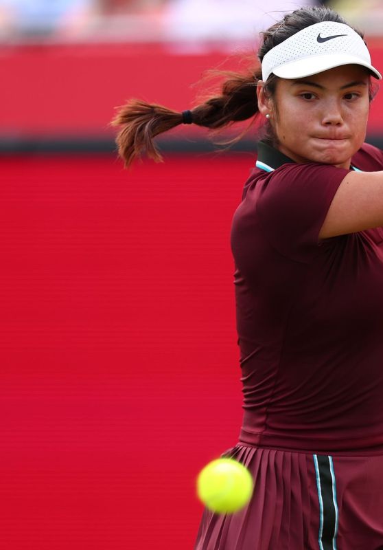 Emma Raducanu: Power and Poise on the Court at HSBC Championships!