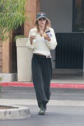 Suki Waterhouse